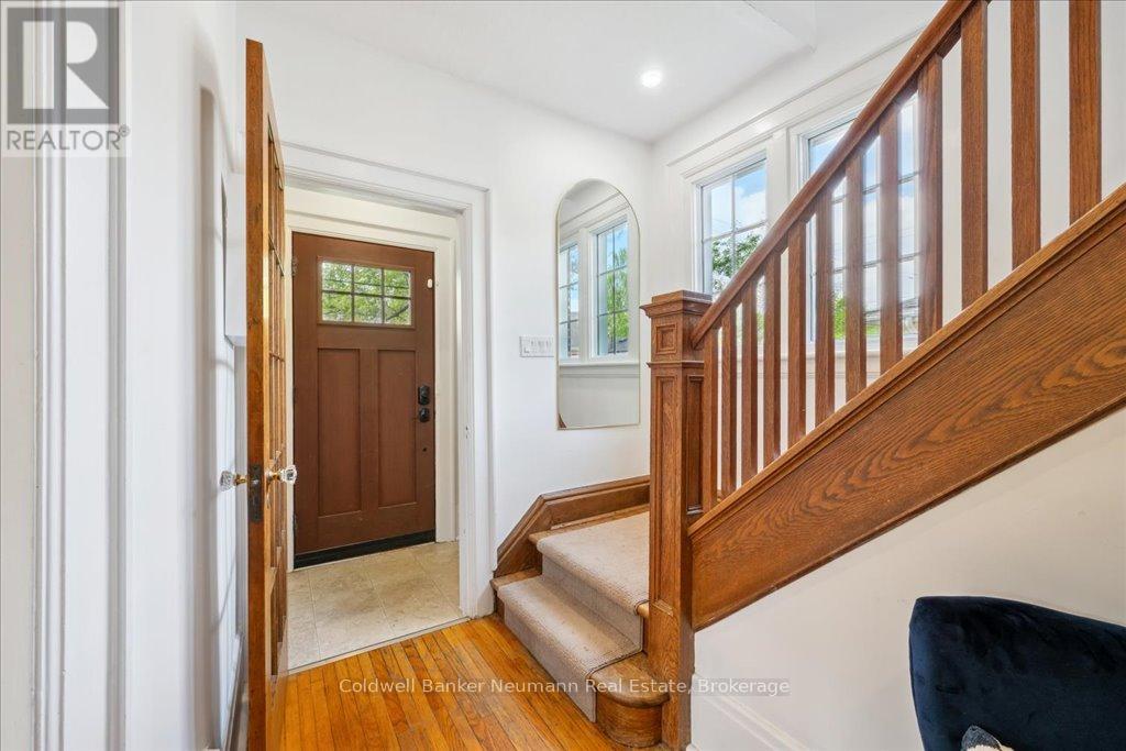 120 Waterloo Avenue, Guelph, Ontario  N1H 3J1 - Photo 8 - X12159072