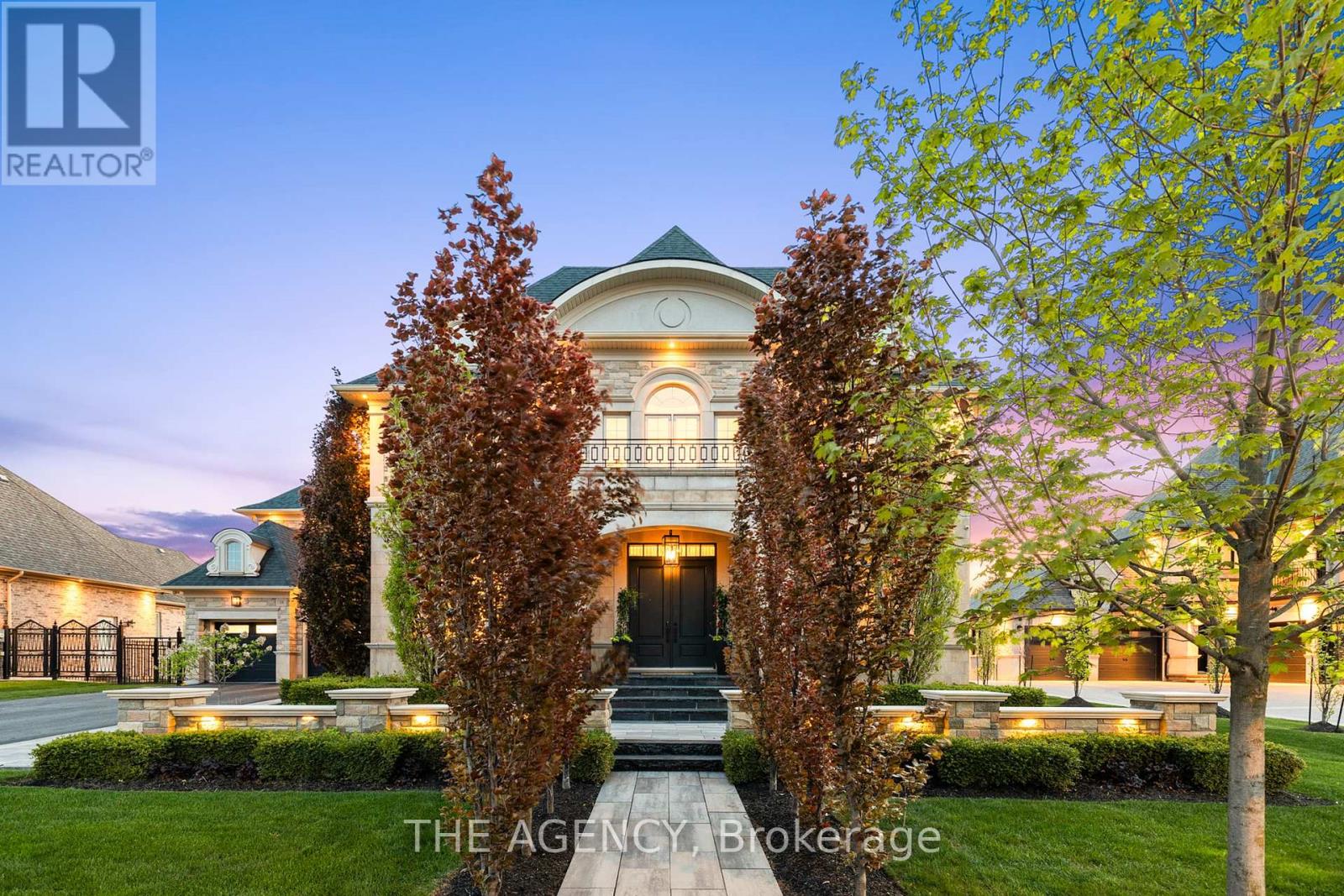 18 Westbrooke Boulevard, King (Nobleton), Ontario  L0G 1N0 - Photo 2 - N12158856