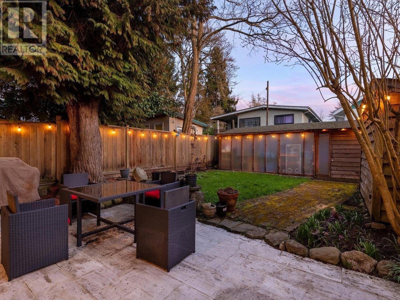 950 Ringwood Avenue, Vancouver, British Columbia  V5V 2T8 - Photo 7 - R2993689