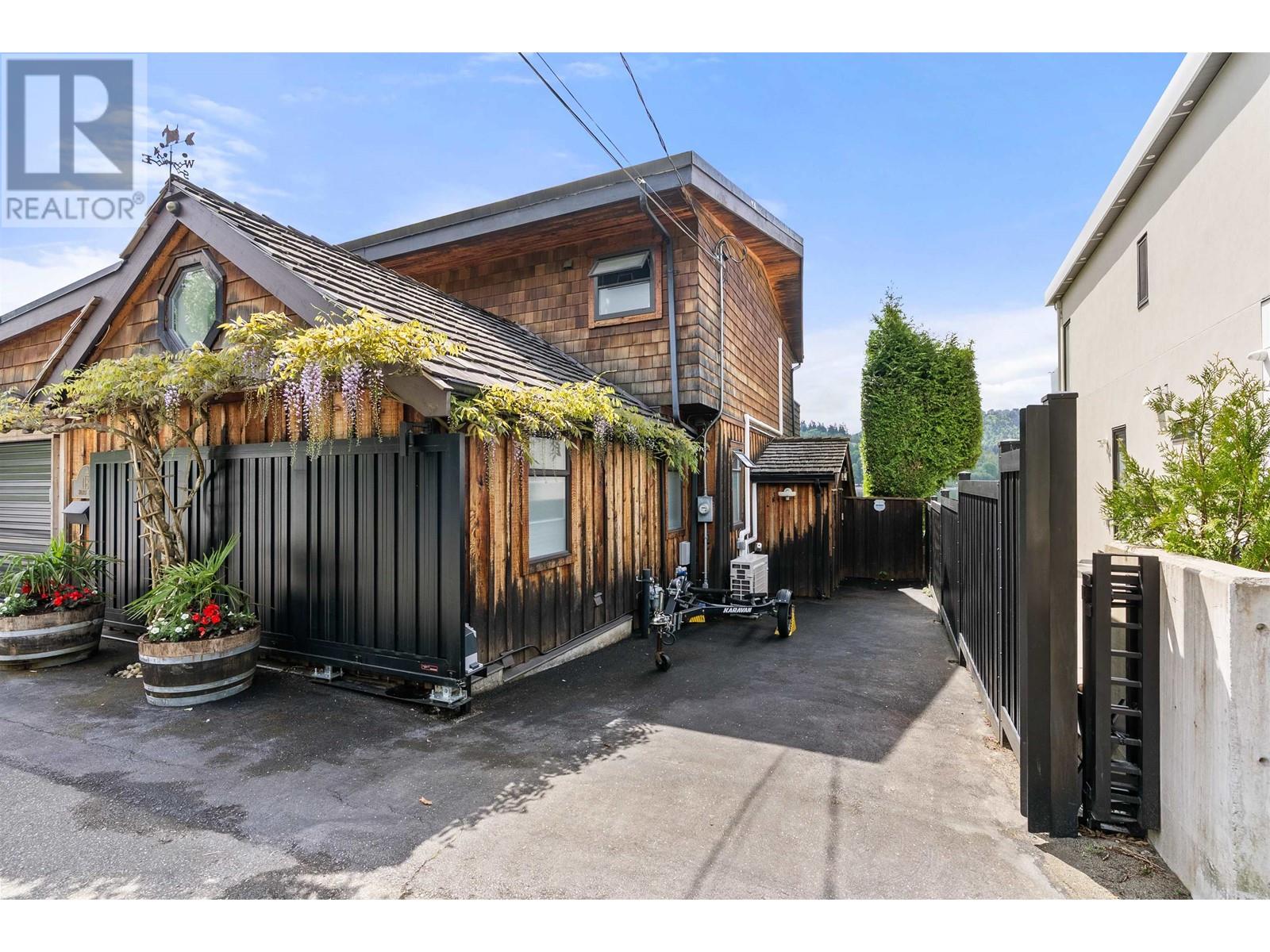 1188 Alderside Road, Port Moody, British Columbia  V3H 3A6 - Photo 30 - R2999024
