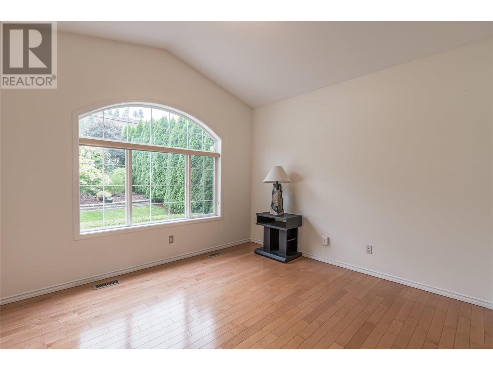 3276 Merlot Court, West Kelowna, British Columbia  V4T 2W7 - Photo 6 - 10346114