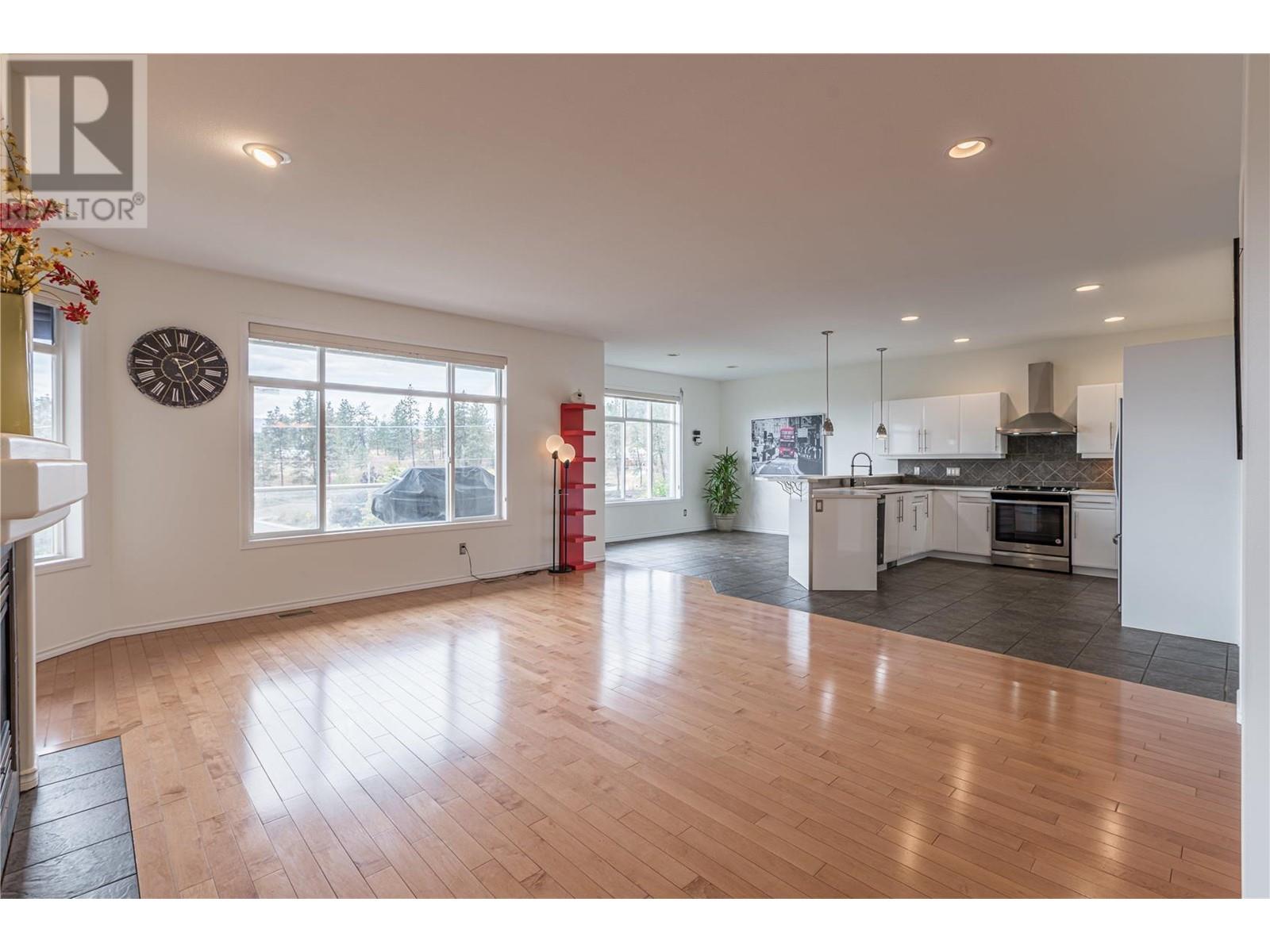 3276 Merlot Court, West Kelowna, British Columbia  V4T 2W7 - Photo 11 - 10346114