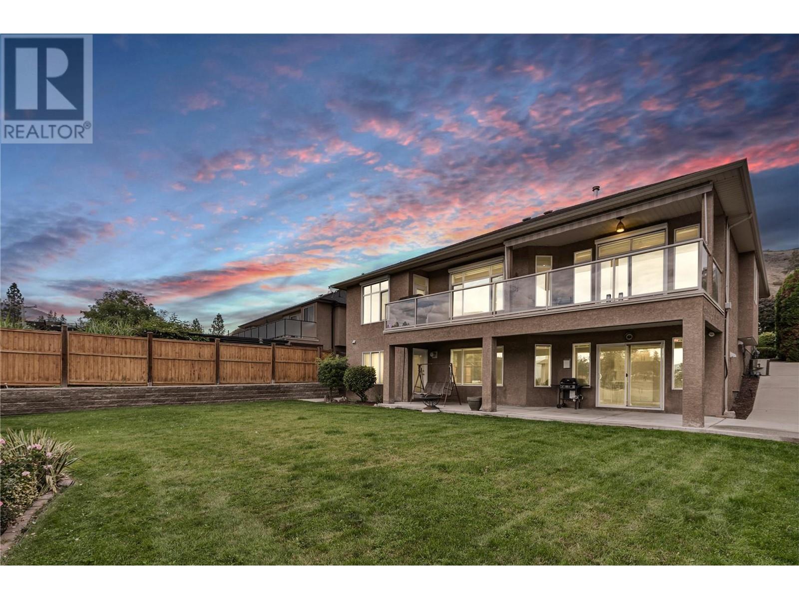 3276 Merlot Court, West Kelowna, British Columbia  V4T 2W7 - Photo 2 - 10346114