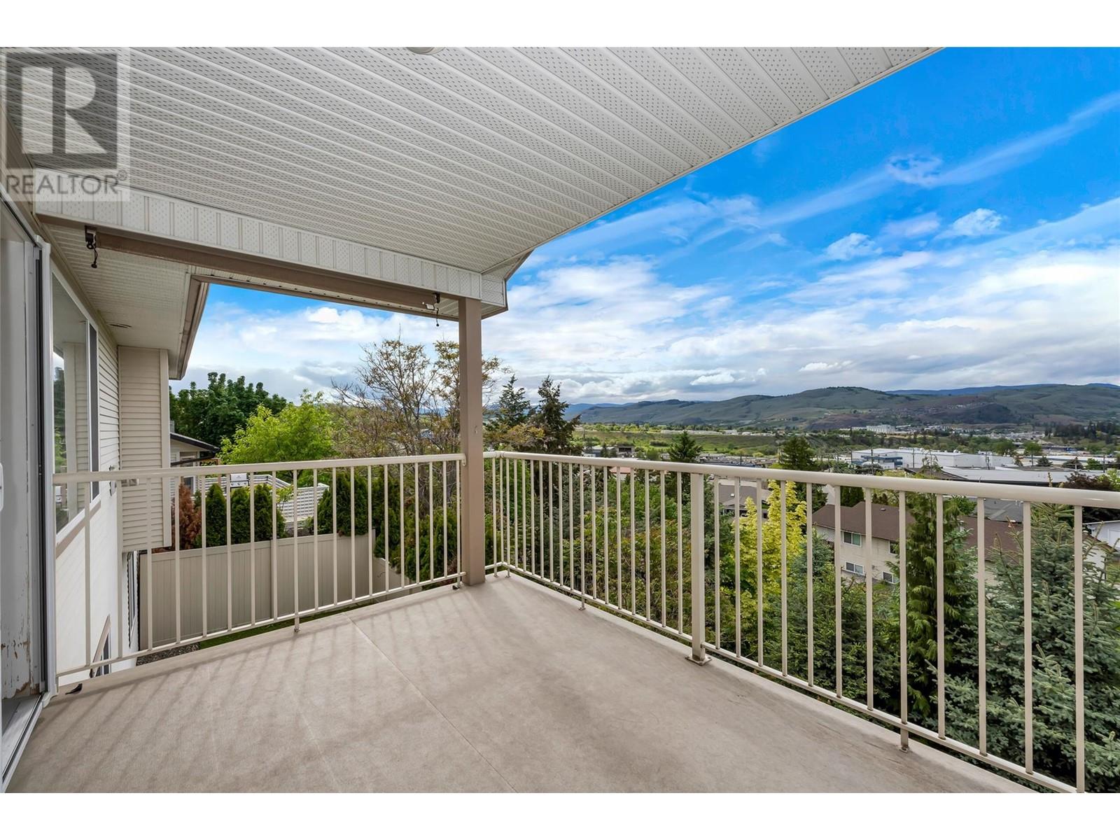 Property at 1070 Mt Fosthall Drive image 4