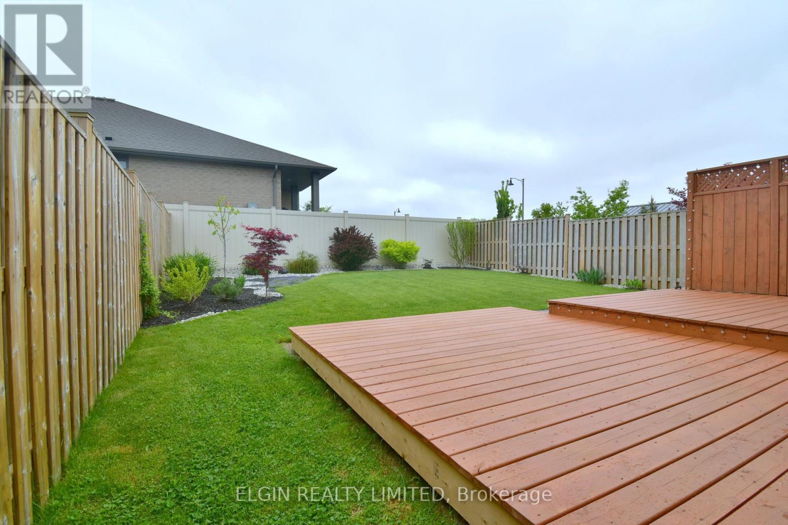 155 Peach Tree Boulevard, St. Thomas, Ontario  N5R 0G1 - Photo 30 - X12110782