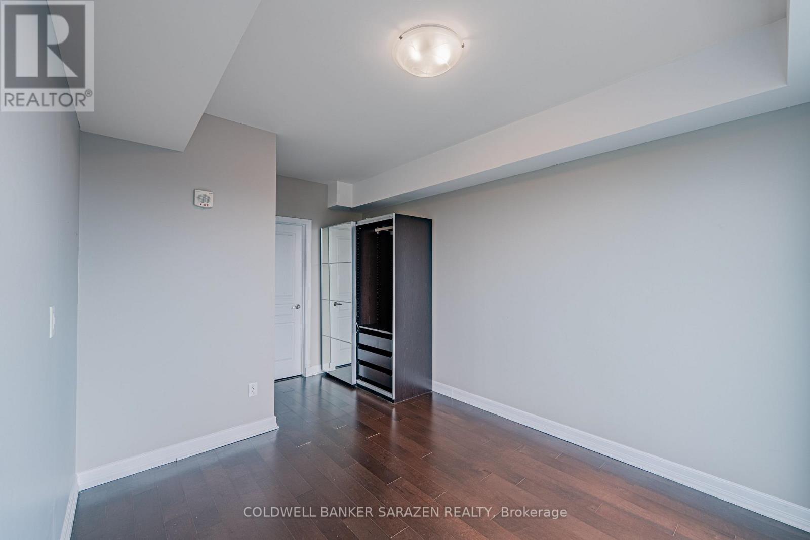 1015 - 238 Besserer Street, Ottawa, Ontario  K1N 6B1 - Photo 11 - X12153642