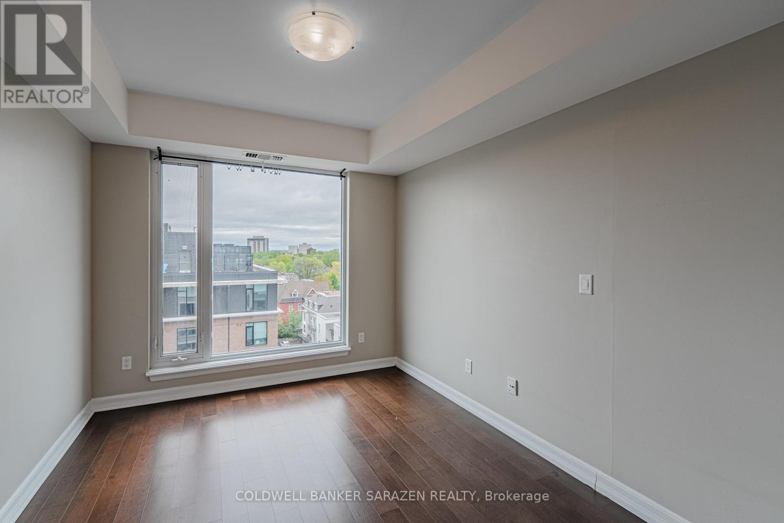 1015 - 238 Besserer Street, Ottawa, Ontario  K1N 6B1 - Photo 6 - X12153642