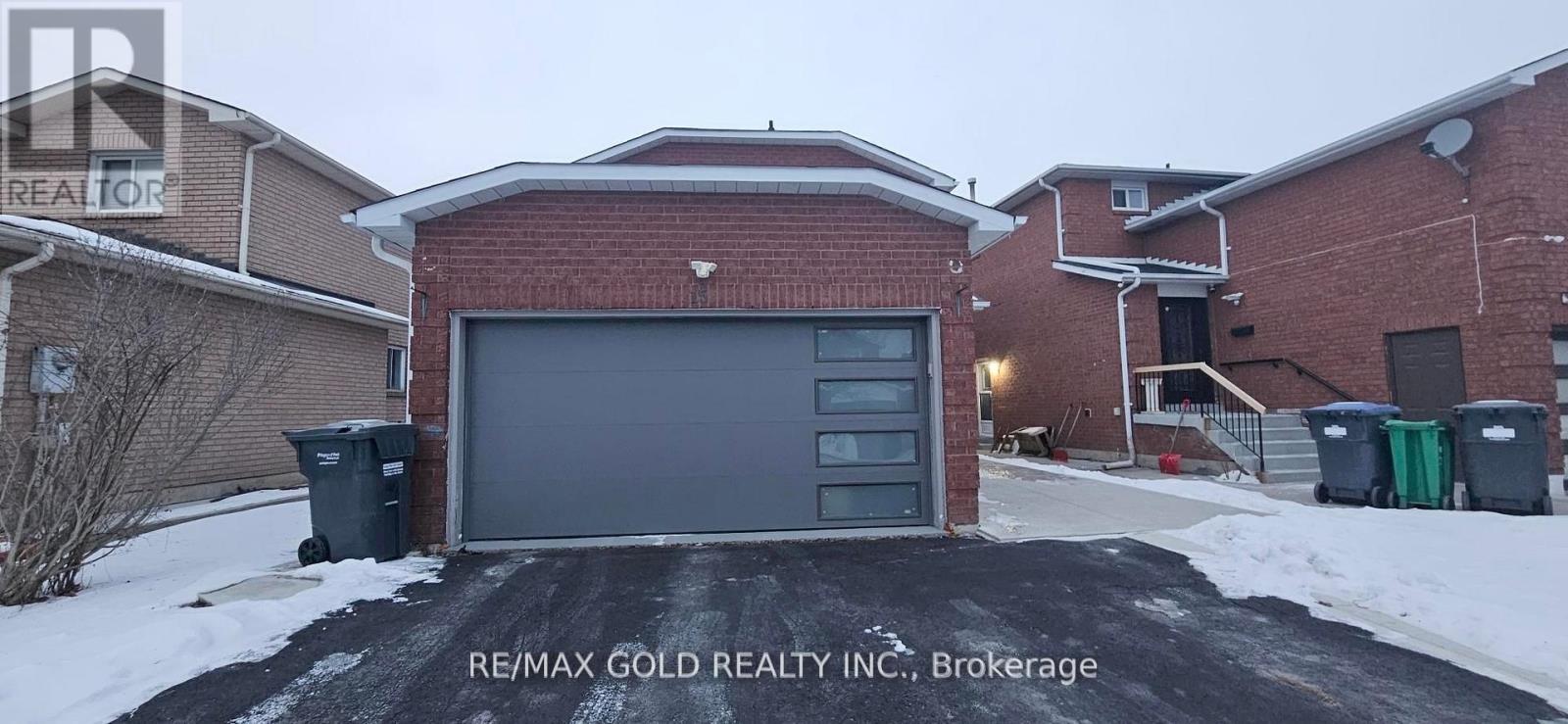 (UPPER) - 15 VALONIA DRIVE, Brampton, Ontario