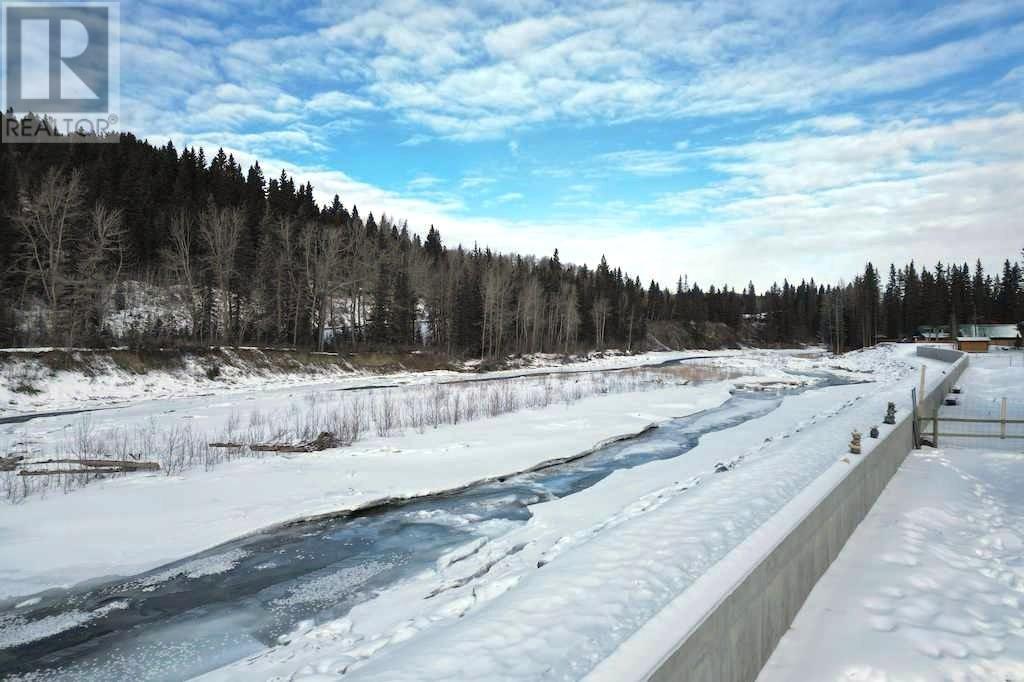 35 River Drive  N, Bragg Creek, Alberta  T0L 0K0 - Photo 28 - A2187942