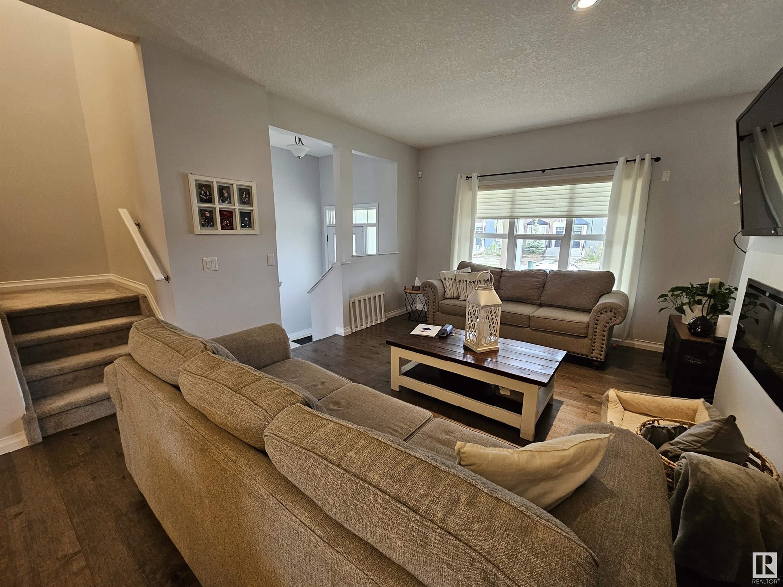 238 Southfork Dr, Leduc, Alberta  T9E 1G3 - Photo 3 - E4435718