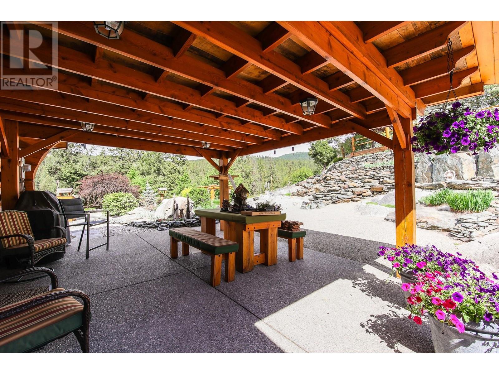 Property at 118 Maguire Road image 1
