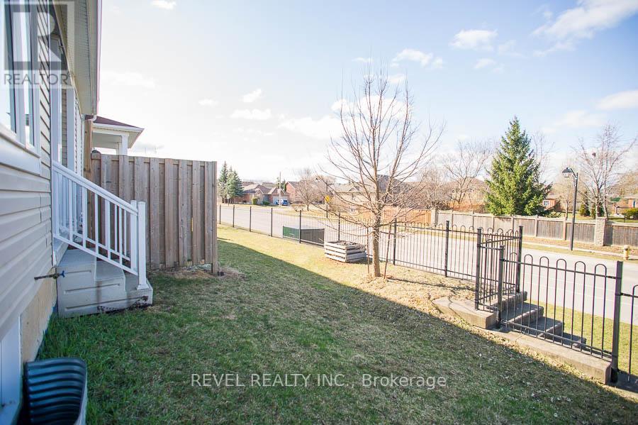 10 - 21 Diana Avenue, Brantford, Ontario  N3T 0G7 - Photo 24 - X12158765
