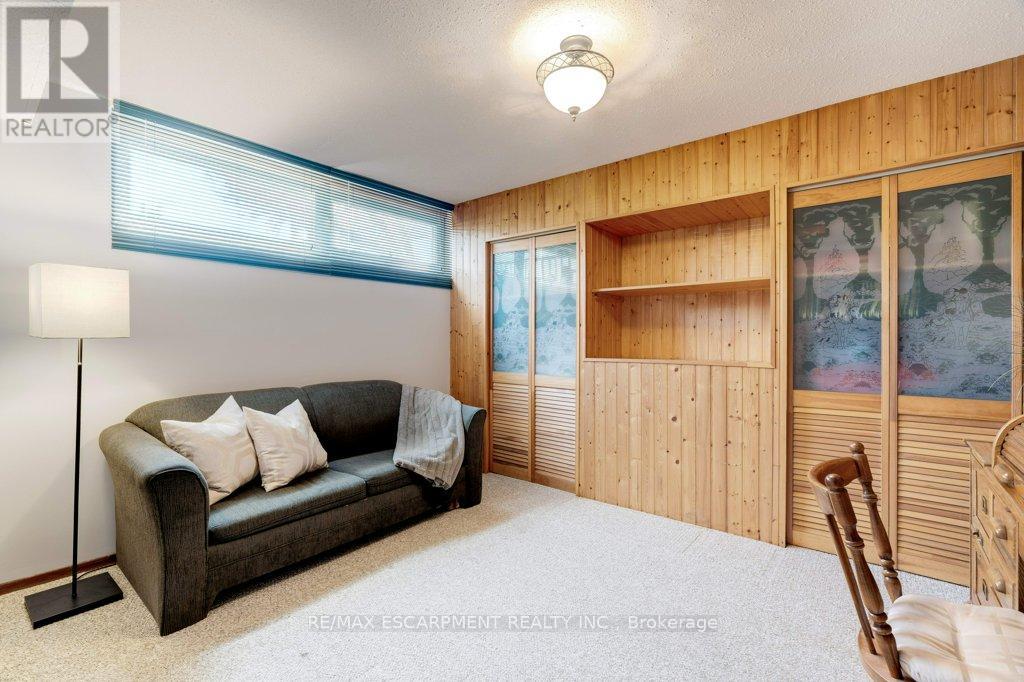 302 Highridge Avenue, Hamilton, Ontario  L8E 3W3 - Photo 33 - X12158886