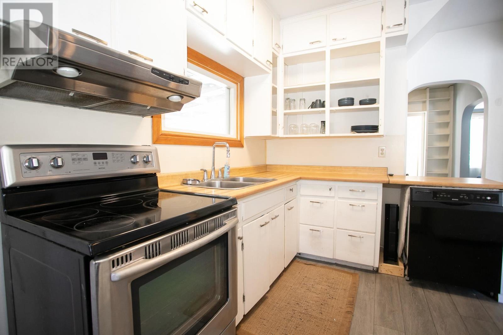 460 Parliament St, Sault Ste. Marie, Ontario  P6C 3M3 - Photo 15 - SM250627