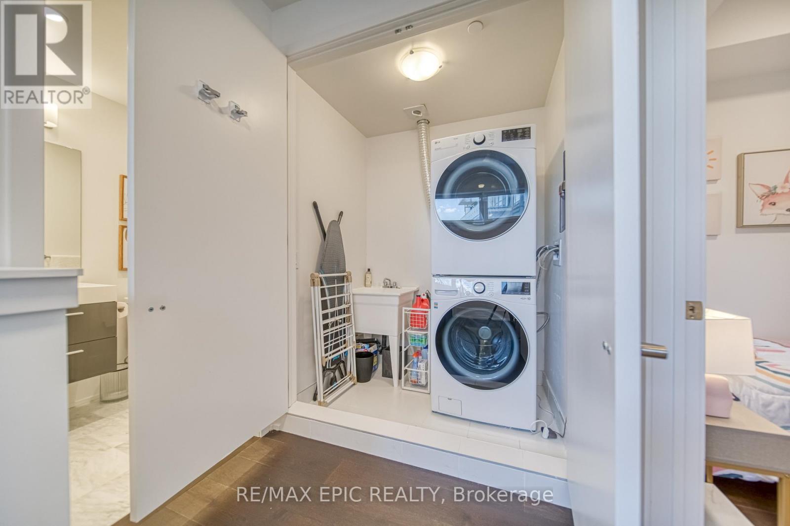 Th16 - 165 Pears Avenue, Toronto (Annex), Ontario  M5R 0C1 - Photo 32 - C12158945