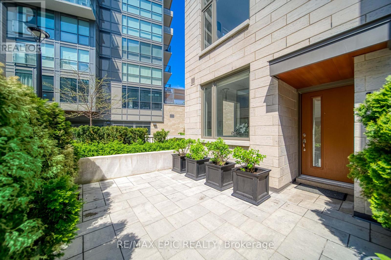 Th16 - 165 Pears Avenue, Toronto, Ontario  M5R 0C1 - Photo 4 - C12158945