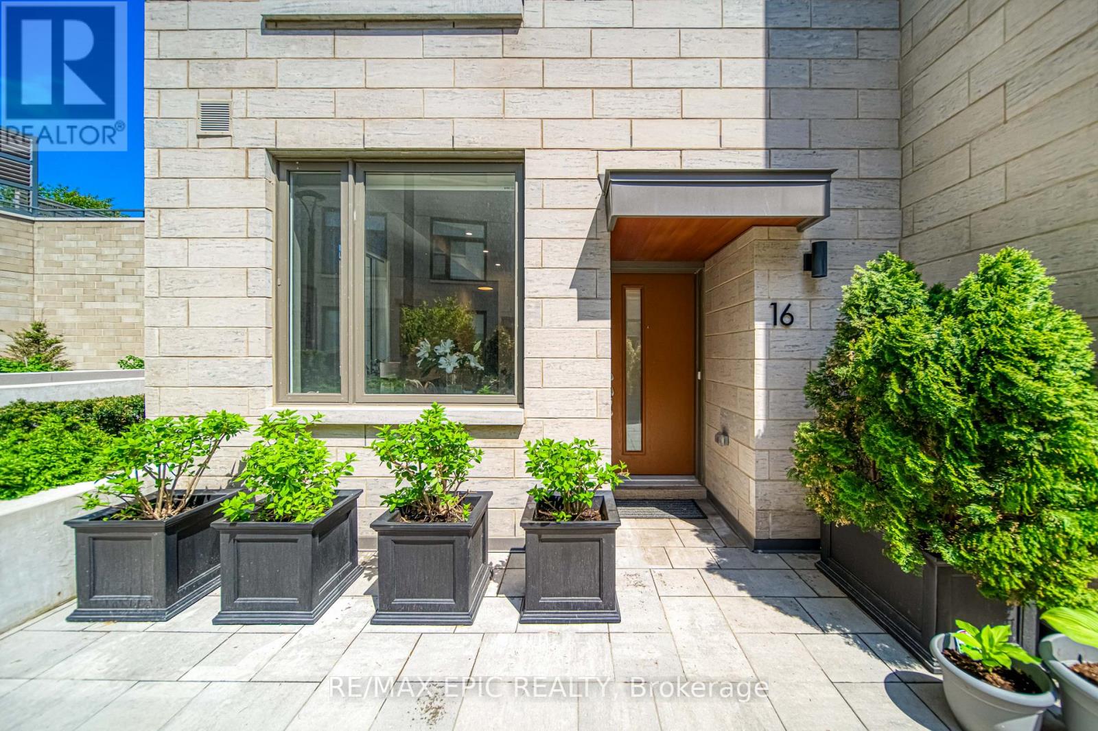 Th16 - 165 Pears Avenue, Toronto, Ontario  M5R 0C1 - Photo 5 - C12158945