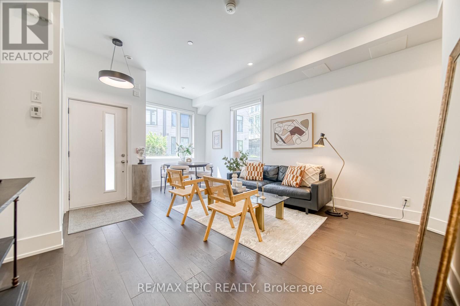 Th16 - 165 Pears Avenue, Toronto (Annex), Ontario  M5R 0C1 - Photo 6 - C12158945