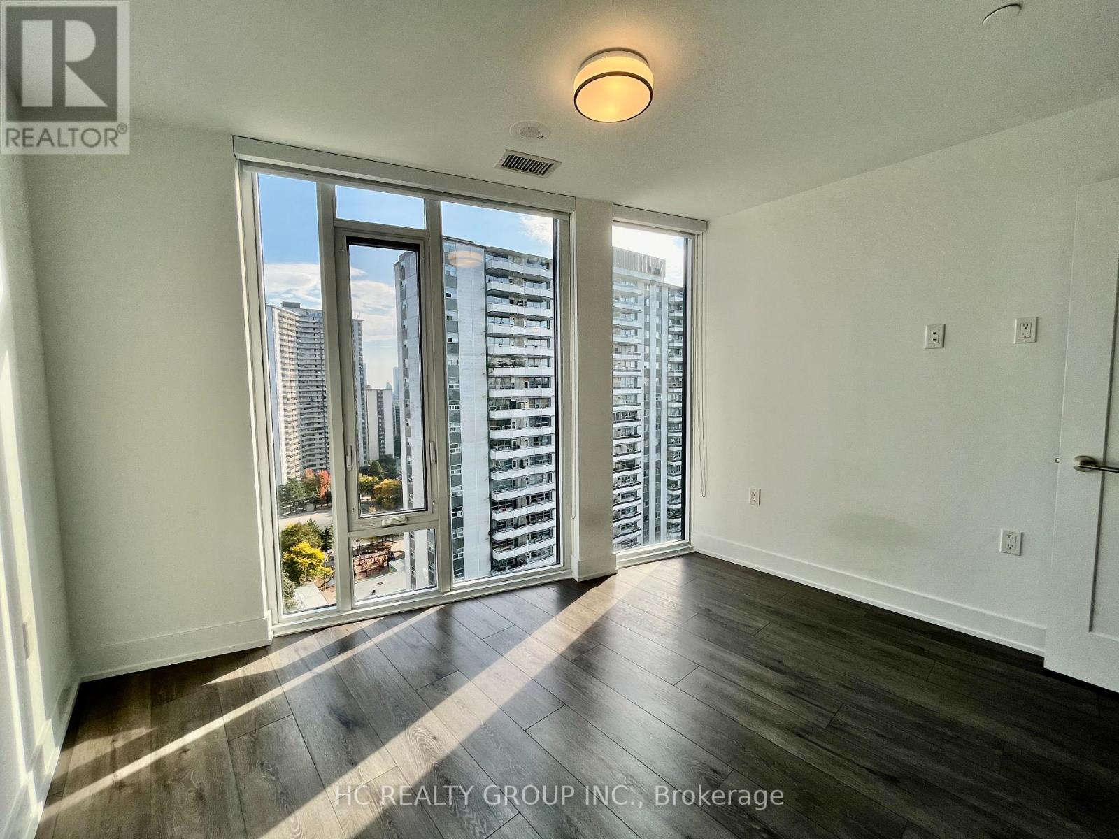 1608 - 575 Bloor Street E, Toronto, Ontario  M4W 0B2 - Photo 10 - C12158968
