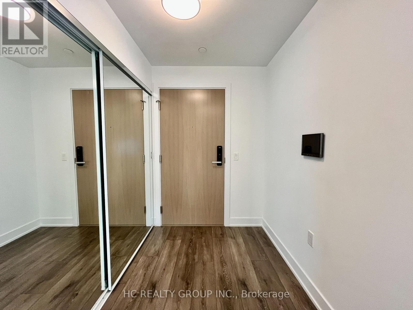 1608 - 575 Bloor Street E, Toronto, Ontario  M4W 0B2 - Photo 2 - C12158968