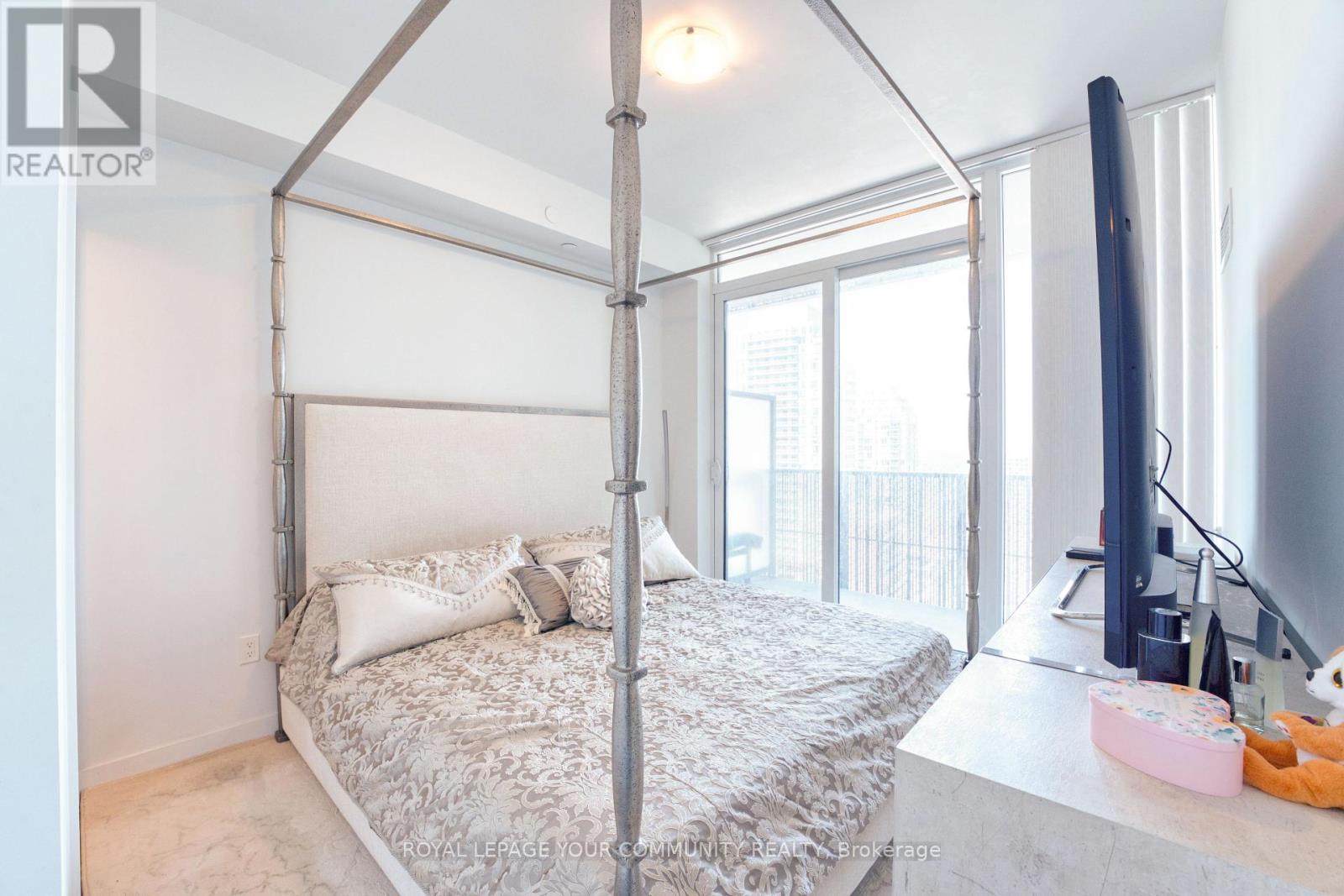 1808 - 8 Eglinton Avenue E, Toronto, Ontario  M4P 1A6 - Photo 27 - C12158973