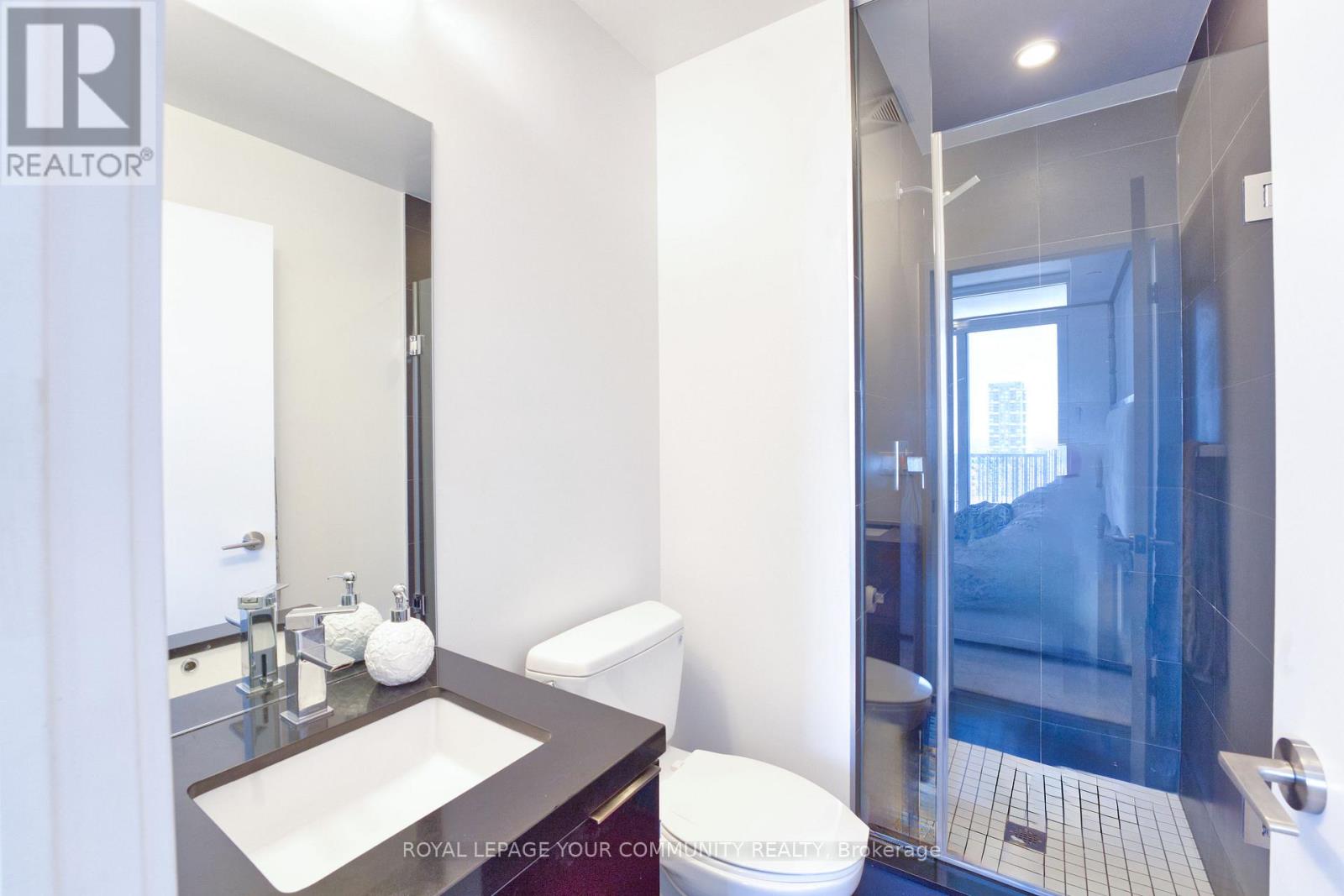 1808 - 8 Eglinton Avenue E, Toronto, Ontario  M4P 1A6 - Photo 30 - C12158973
