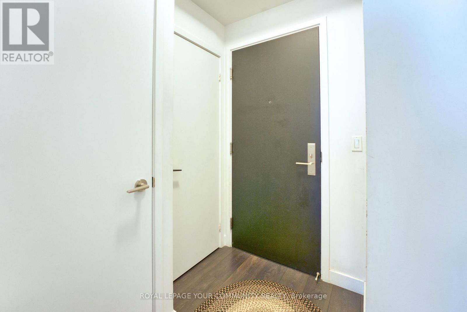 1808 - 8 Eglinton Avenue E, Toronto, Ontario  M4P 1A6 - Photo 7 - C12158973