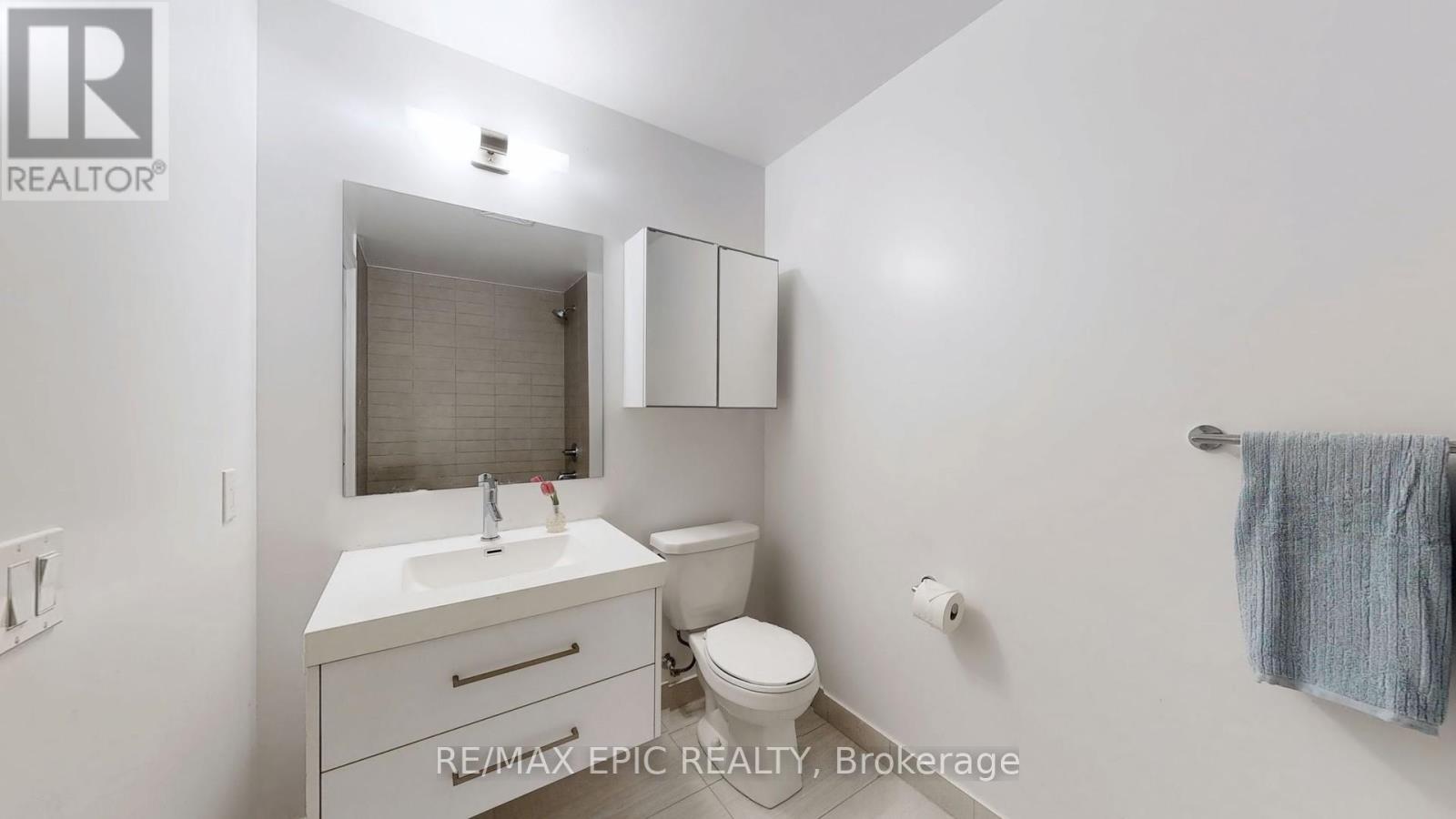 3802 - 403 Church Street S, Toronto, Ontario  M4Y 0C9 - Photo 18 - C12159002
