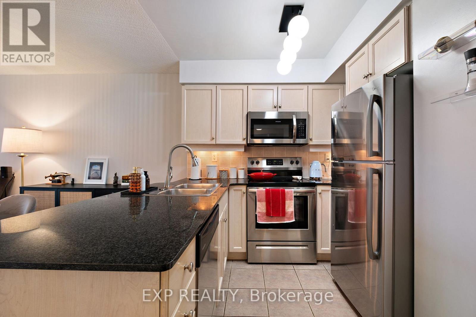 510 - 19 Barberry Place, Toronto, Ontario  M2K 3E3 - Photo 8 - C12159026