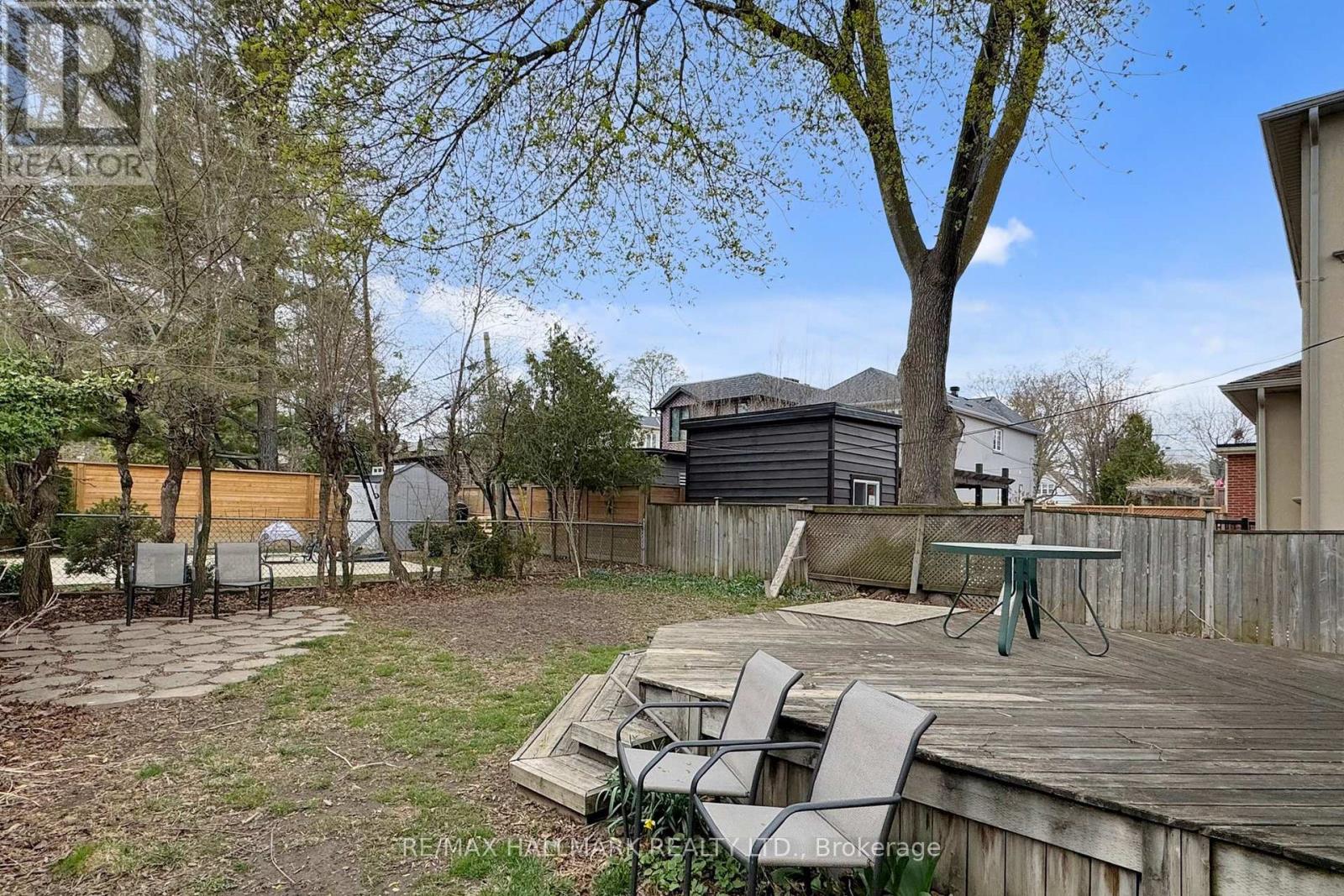 290 Laird Drive, Toronto, Ontario  M4G 3X5 - Photo 31 - C12159070
