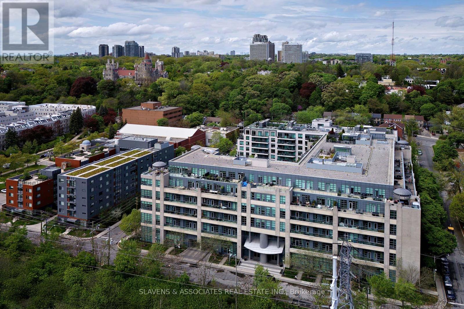 408 - 380 Macpherson Avenue, Toronto, Ontario  M4V 3E3 - Photo 4 - C12159110