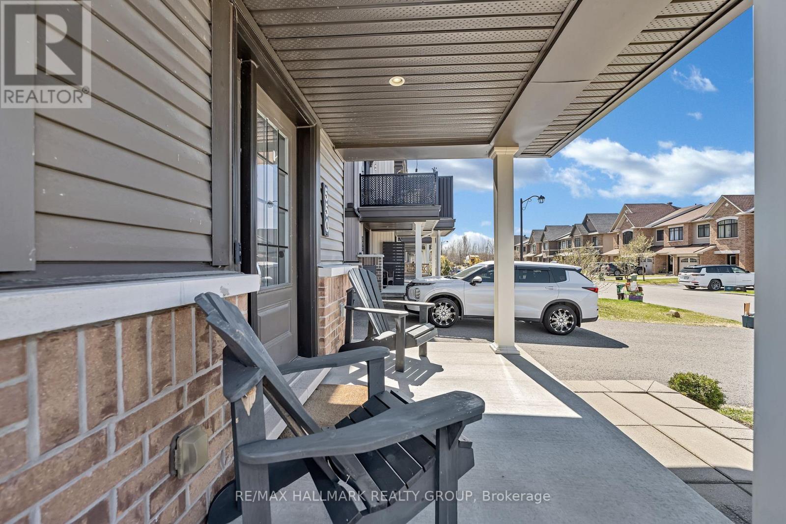 550 Petrichor Crescent, Ottawa, Ontario  K4A 0T3 - Photo 3 - X12119745