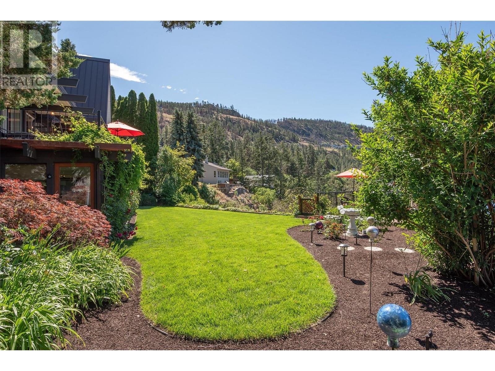 2004 Dewdney Road, Kelowna, British Columbia  V1V 2C3 - Photo 33 - 10347878