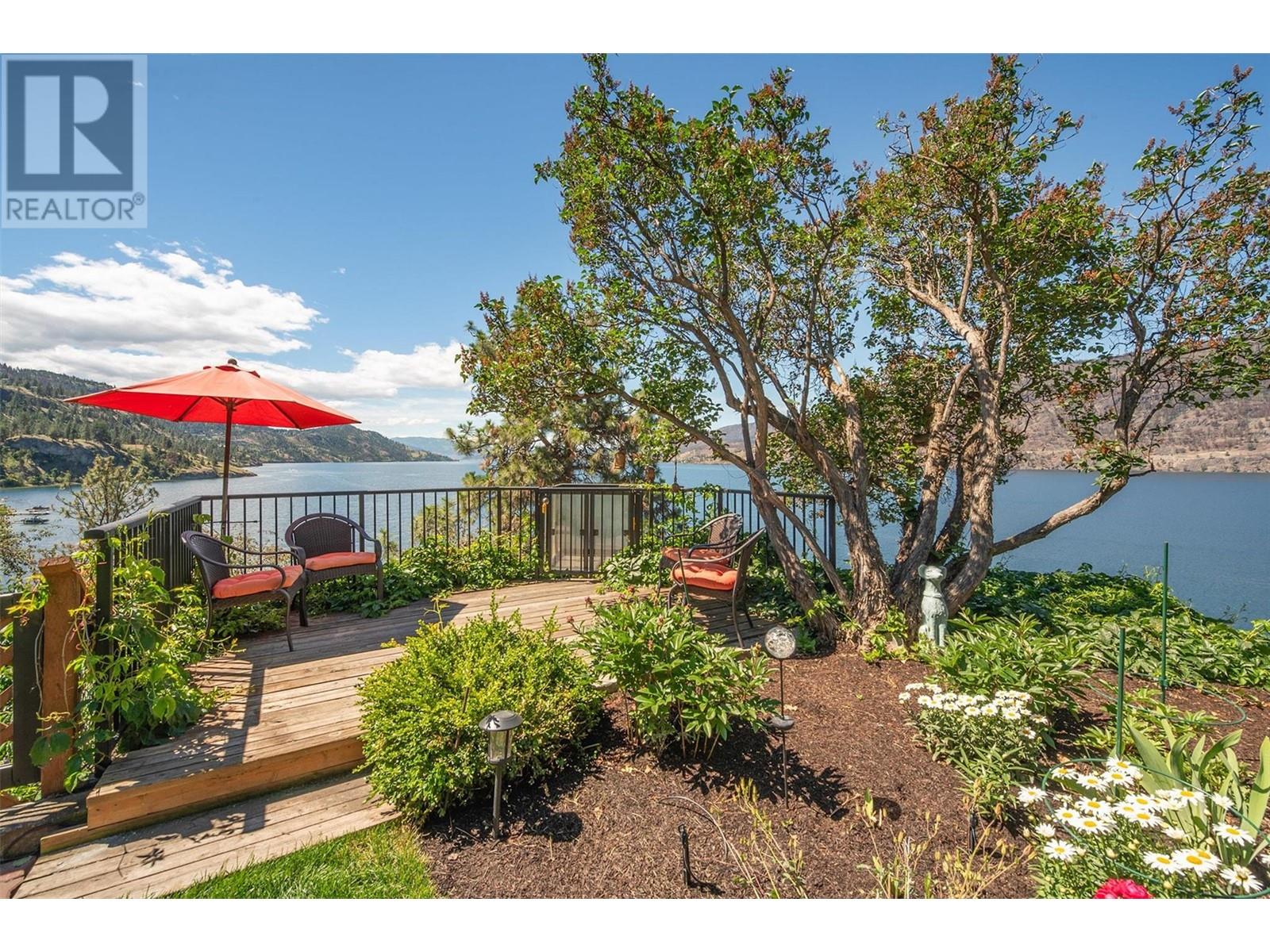 2004 Dewdney Road, Kelowna, British Columbia  V1V 2C3 - Photo 37 - 10347878