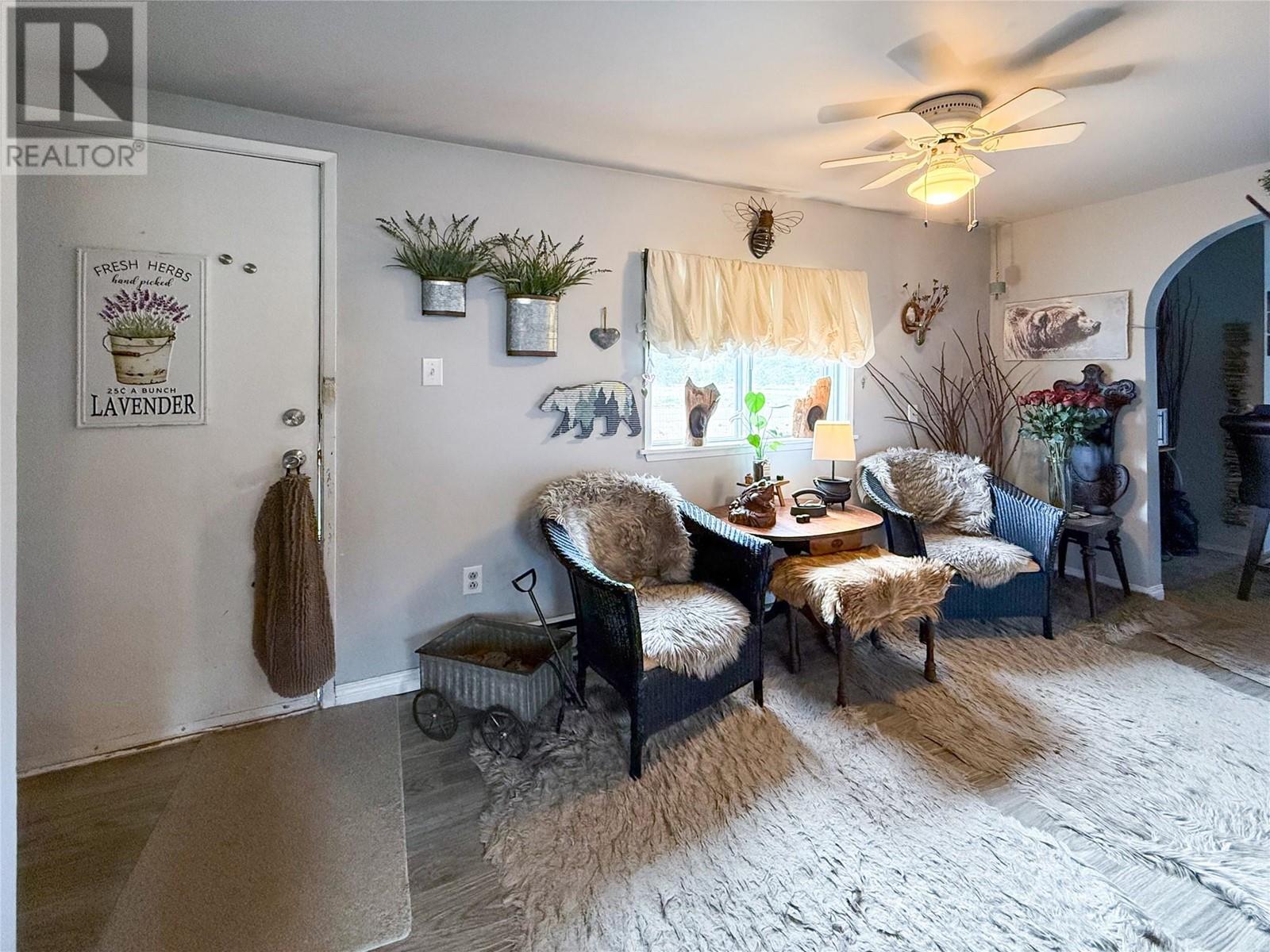 301 8th Avenue, Princeton, BC V0X1W0