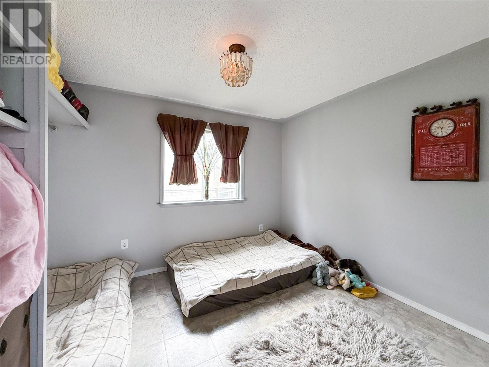 301 8th Avenue, Princeton, British Columbia  V0X 1W0 - Photo 20 - 10347445