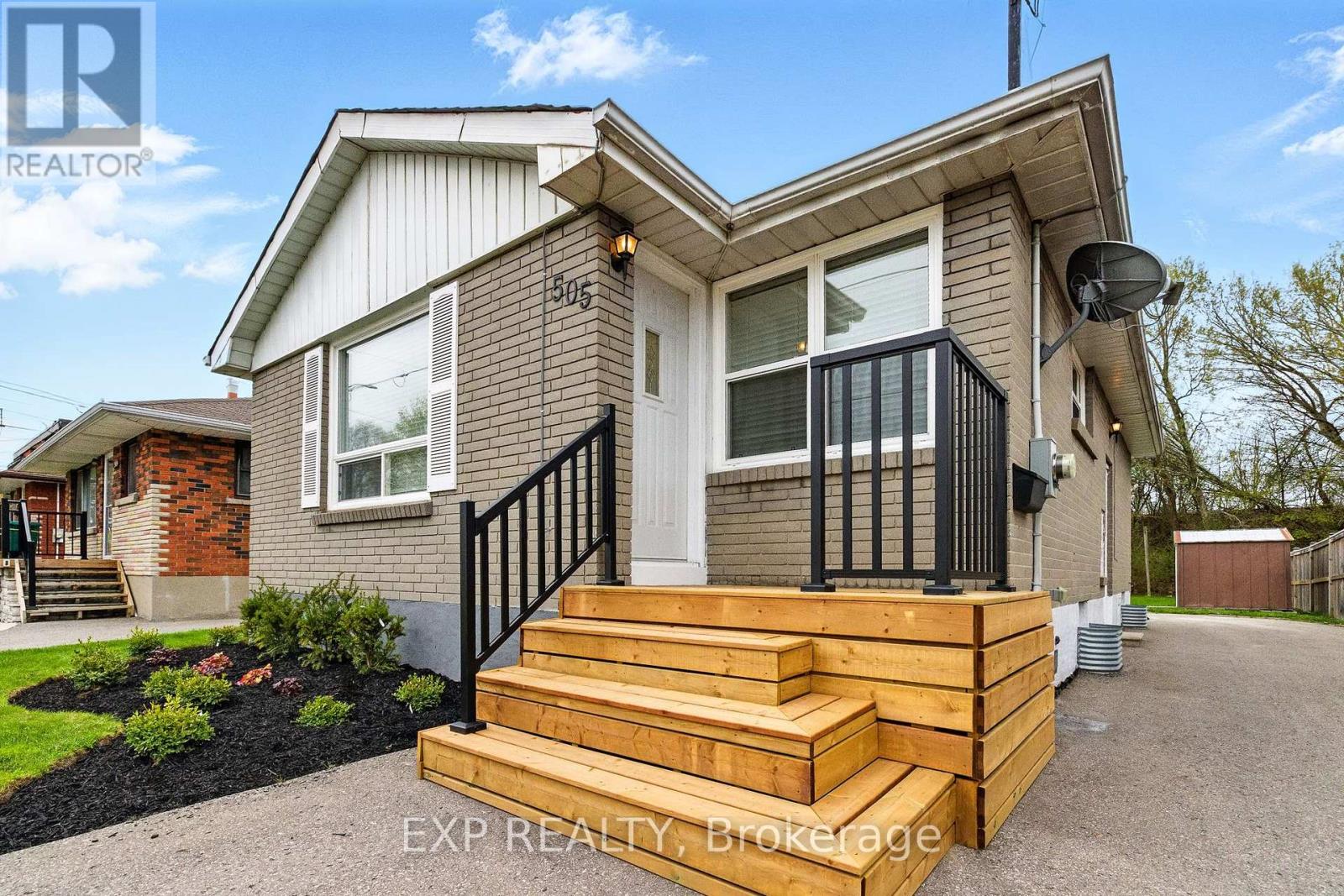 505 CRERAR AVENUE, Oshawa, Ontario