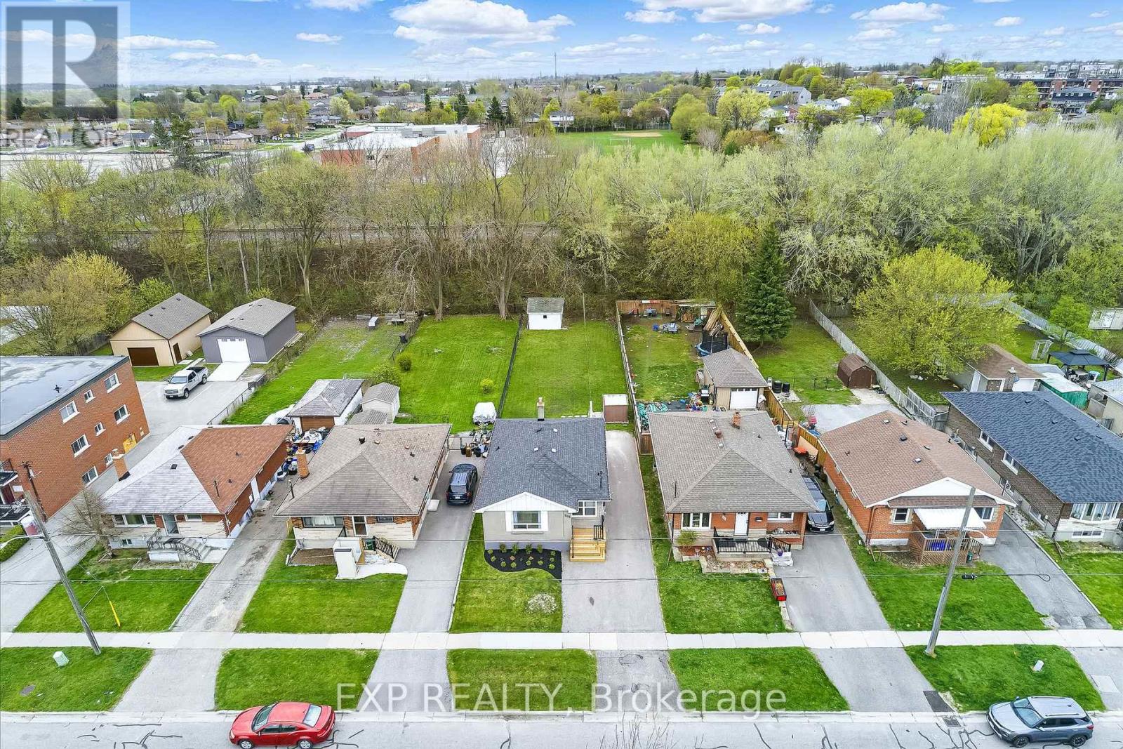 505 Crerar Avenue, Oshawa, Ontario  L1H 2W6 - Photo 4 - E12158974