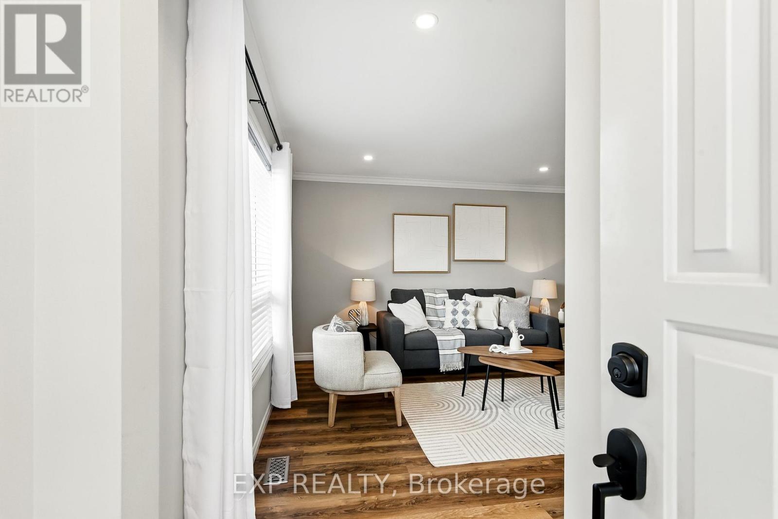 505 Crerar Avenue, Oshawa, Ontario  L1H 2W6 - Photo 7 - E12158974