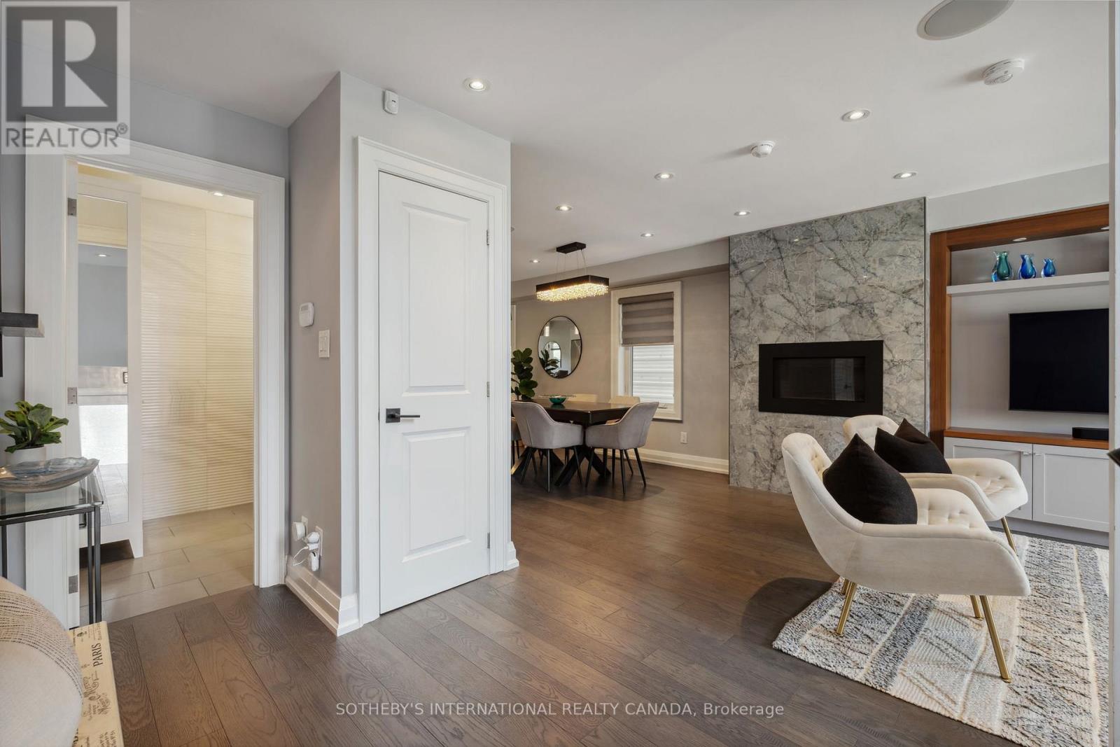34 Eaton Avenue, Toronto, Ontario  M4J 2Z5 - Photo 5 - E12158975