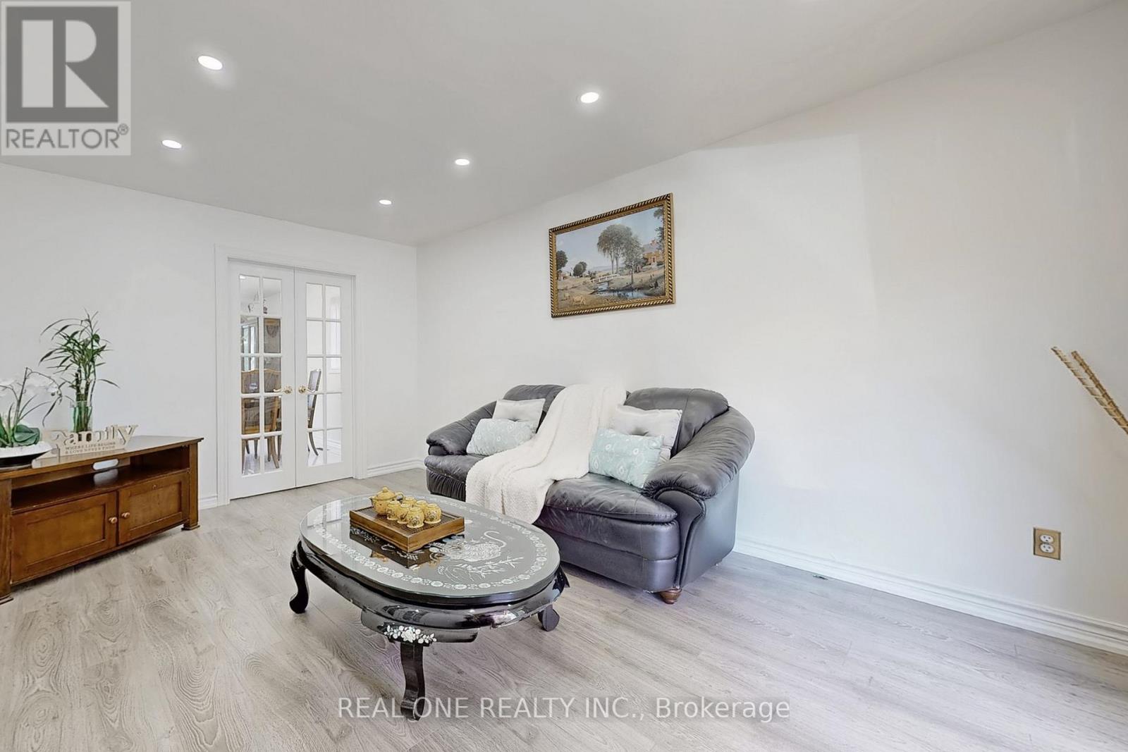 106 Deanscroft Square, Toronto, Ontario  M1E 4W9 - Photo 6 - E12159017