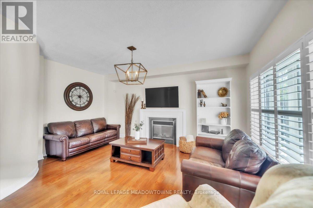 5 Freer Crescent, Ajax, Ontario  L1T 4N5 - Photo 9 - E12159041