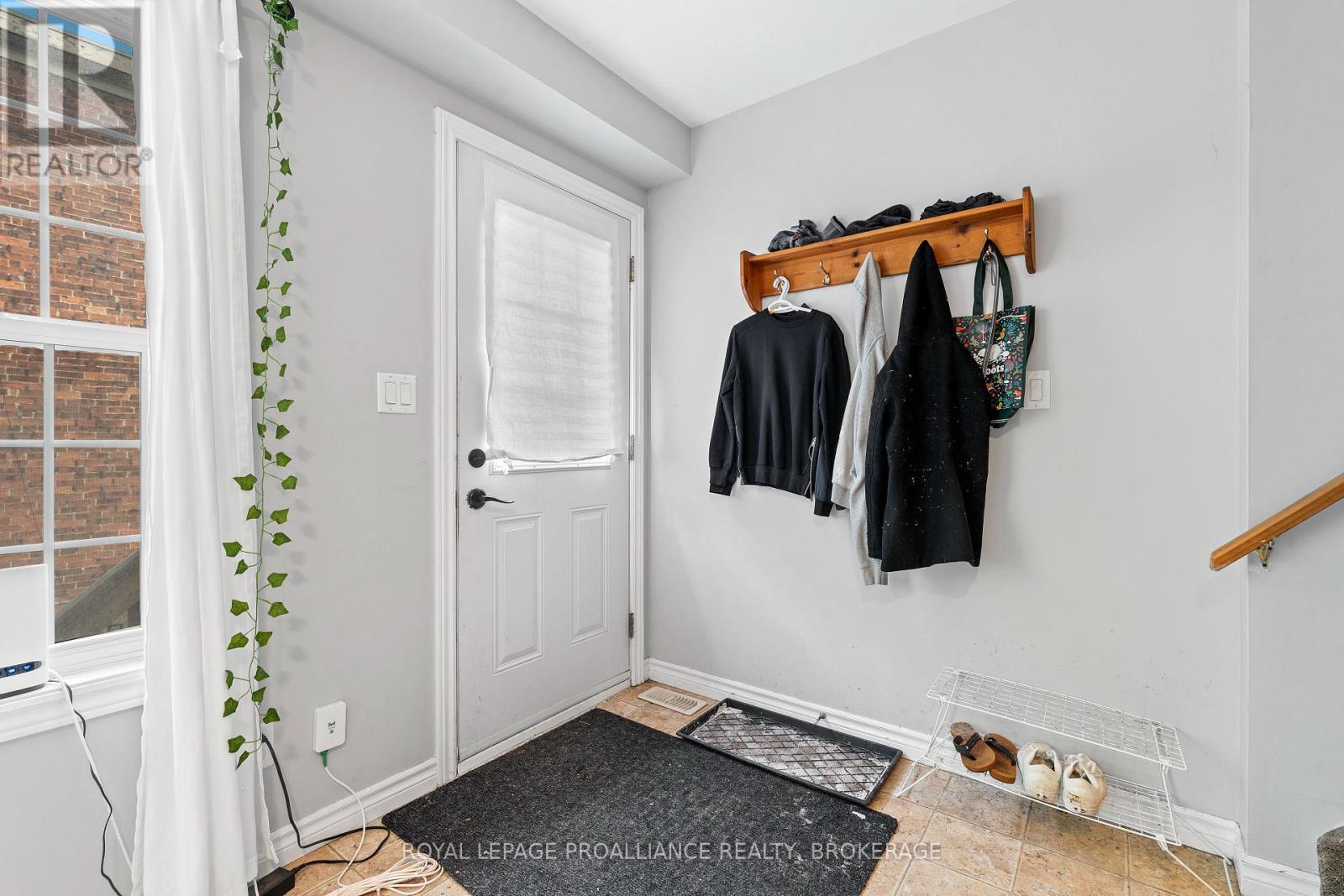 231 Albert Street, Kingston, Ontario  K7L 3V4 - Photo 22 - X12159209