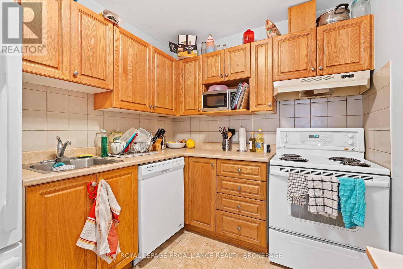231 Albert Street, Kingston, Ontario  K7L 3V4 - Photo 26 - X12159209