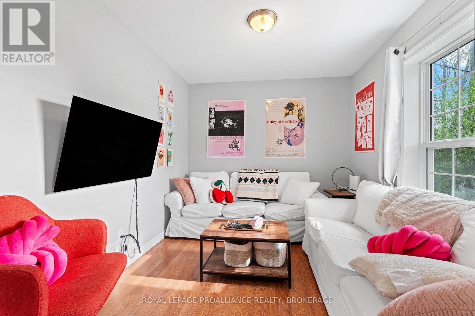 231 Albert Street, Kingston, Ontario  K7L 3V4 - Photo 7 - X12159209