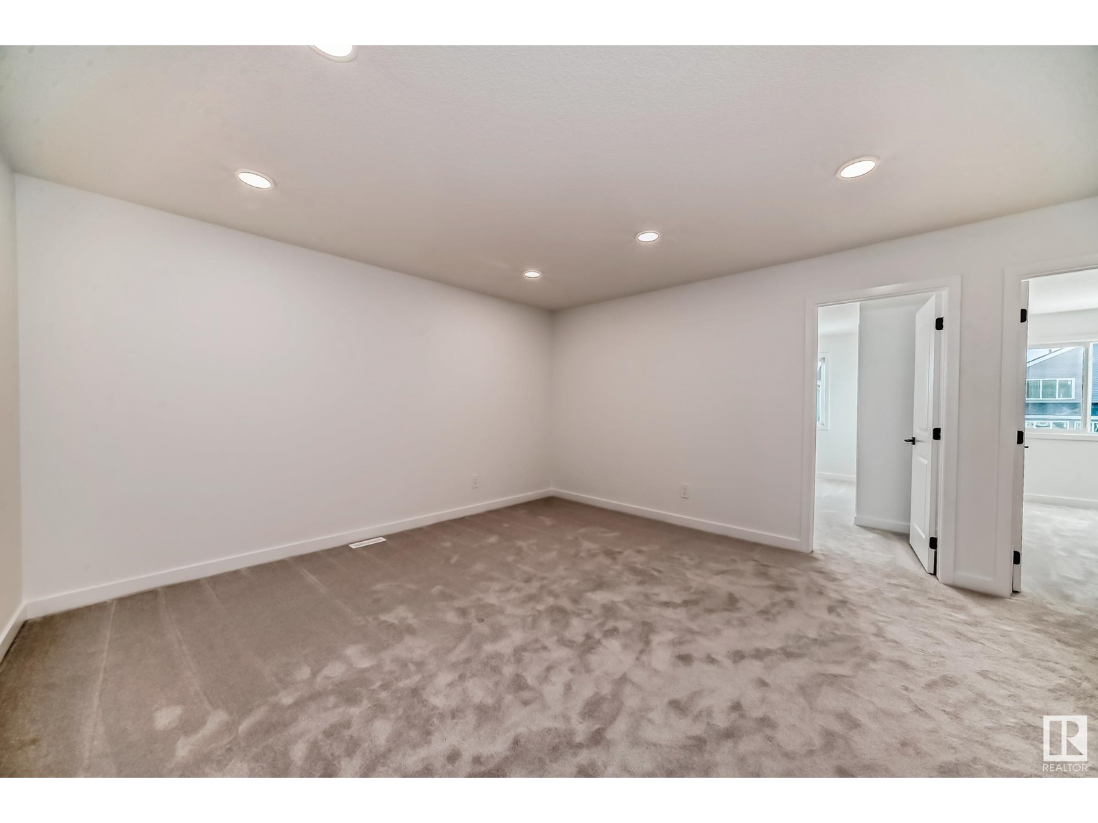 8215 Kiriak Lo Sw, Edmonton, Alberta  T6W 5S2 - Photo 24 - E4426641