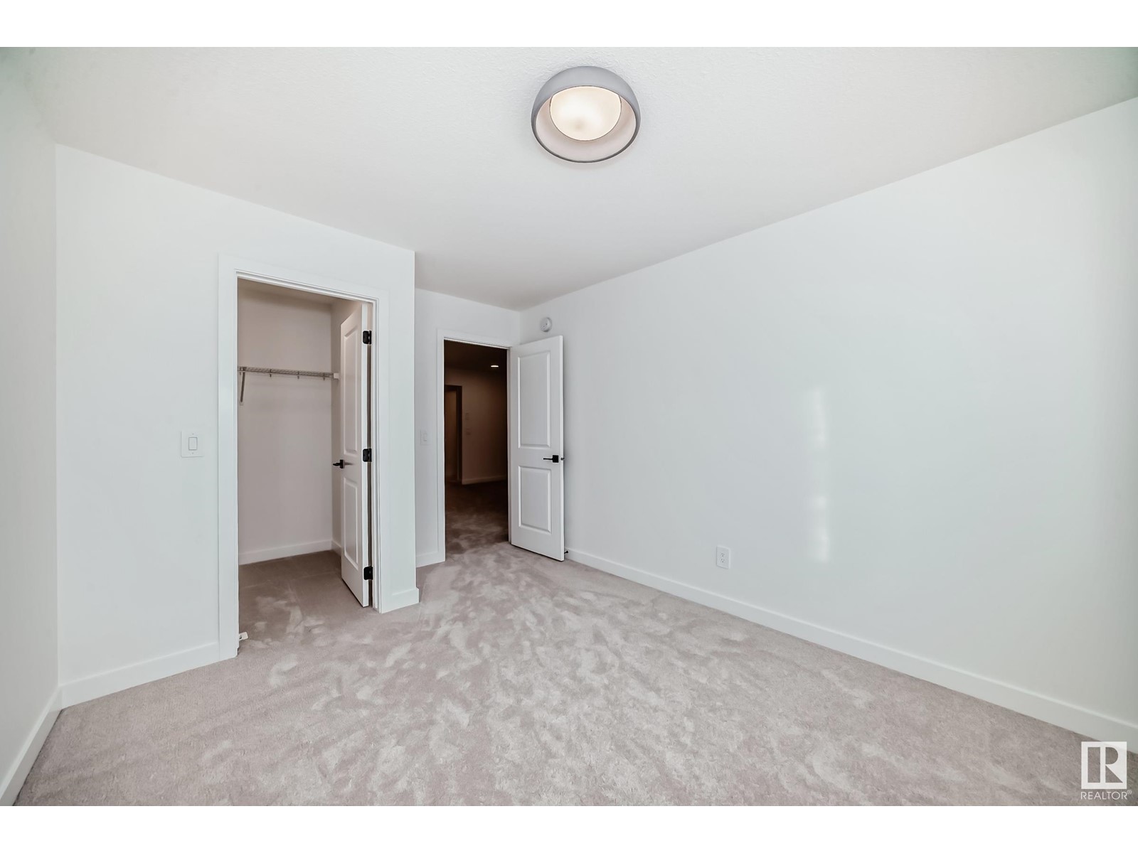 8215 Kiriak Lo Sw, Edmonton, Alberta  T6W 5S2 - Photo 29 - E4426641