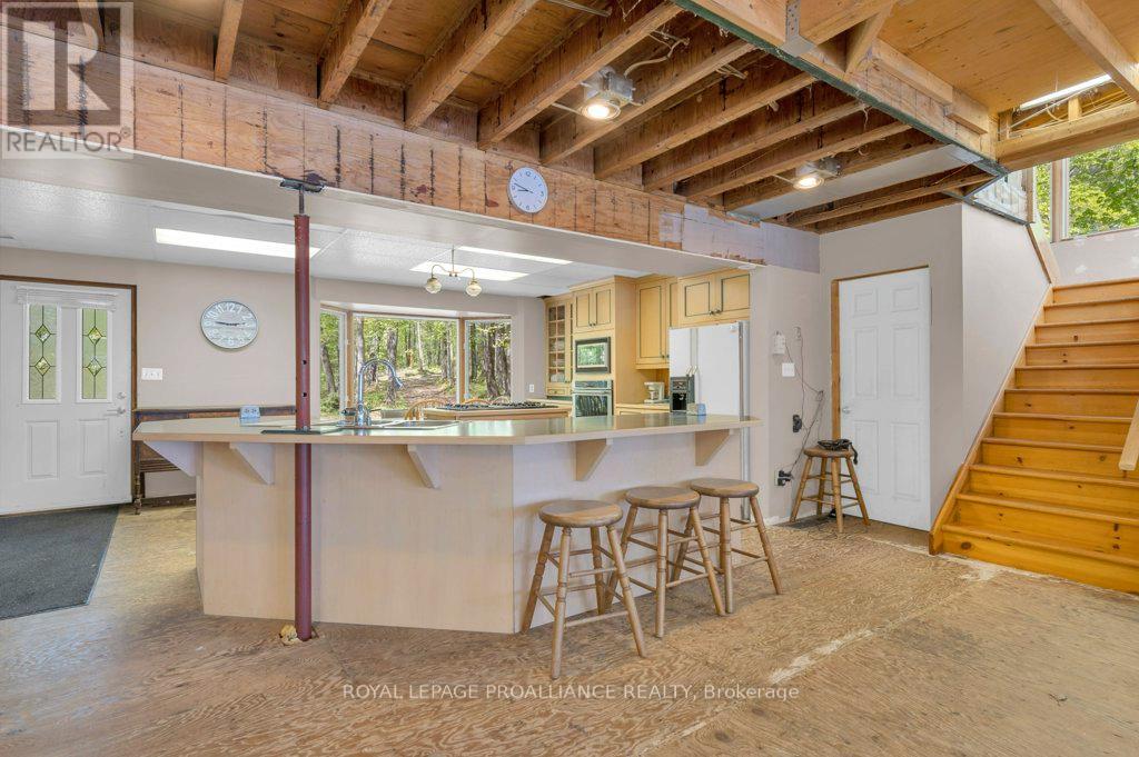276 Sheldrake Lake Road, Addington Highlands, Ontario  K0H 2G0 - Photo 7 - X12159250
