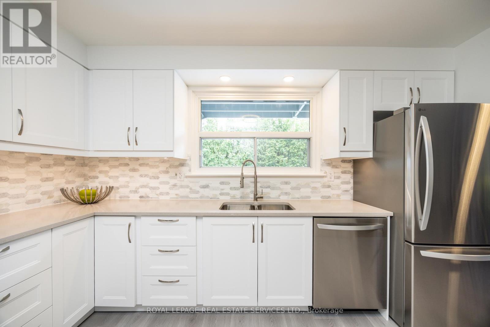 198 Romfield Circuit, Markham (Royal Orchard), Ontario  L3T 3J1 - Photo 23 - N12159134