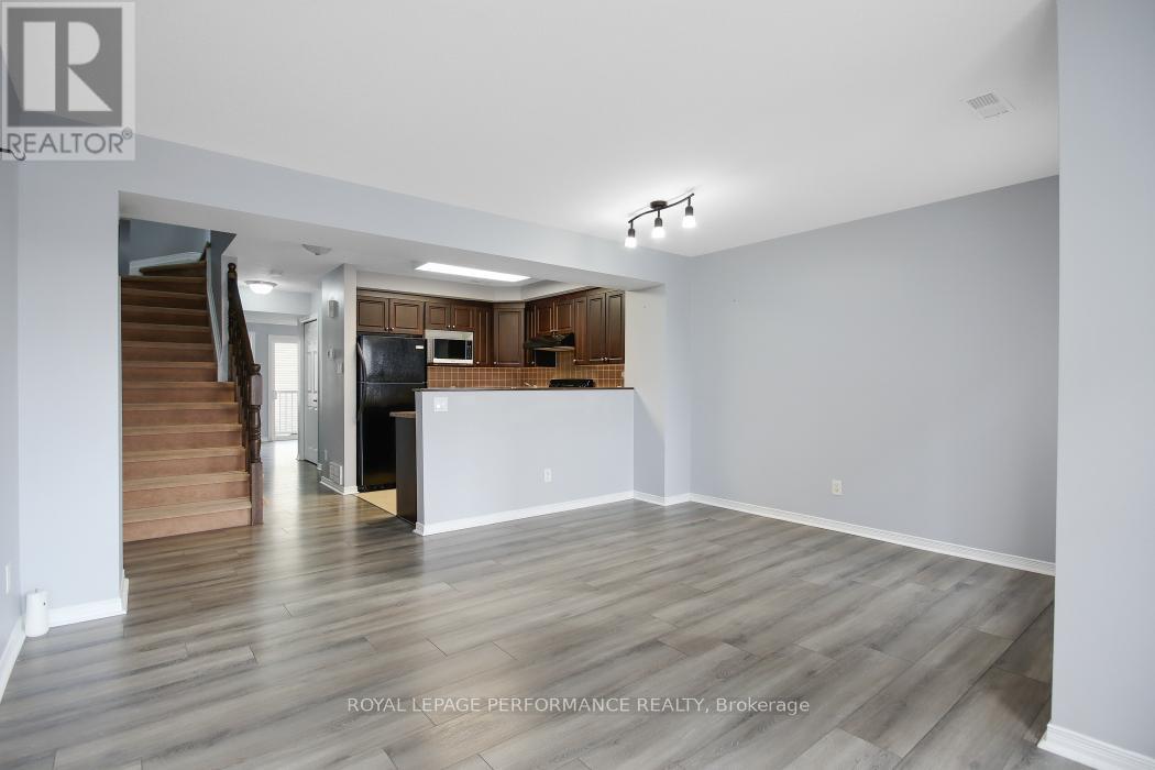 700 Reardon Private, Ottawa, Ontario  K1V 2K8 - Photo 9 - X12159189